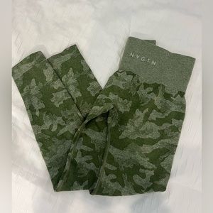 camo NVGTN leggings size XS